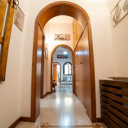 Centro Stazione Aeroporto Wi-Fi&Self Check-In Apartment Palermo Luaran gambar