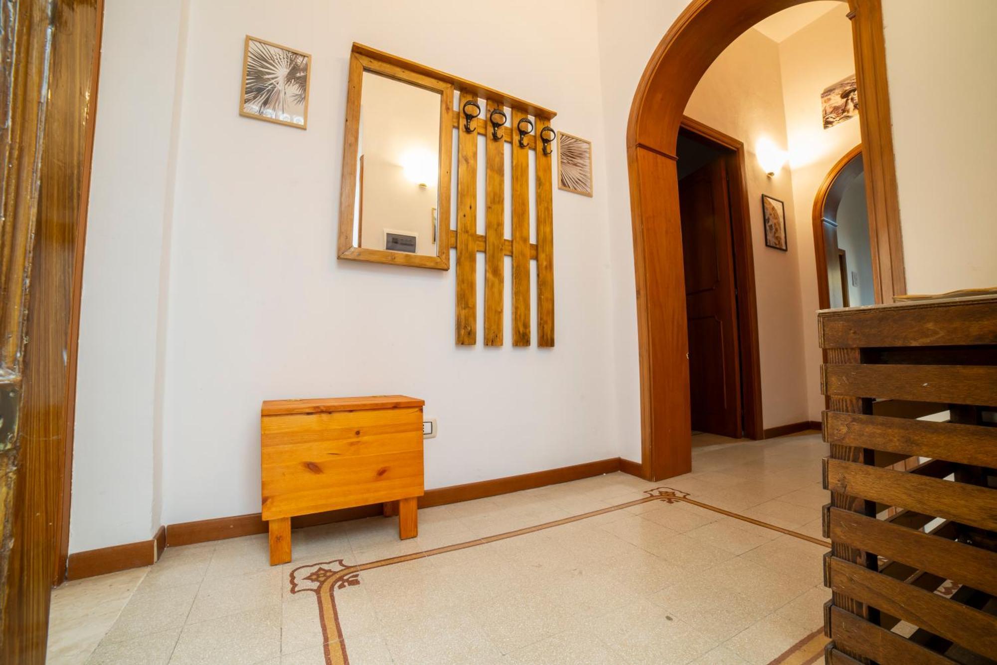 Centro Stazione Aeroporto Wi-Fi&Self Check-In Apartment Palermo Luaran gambar