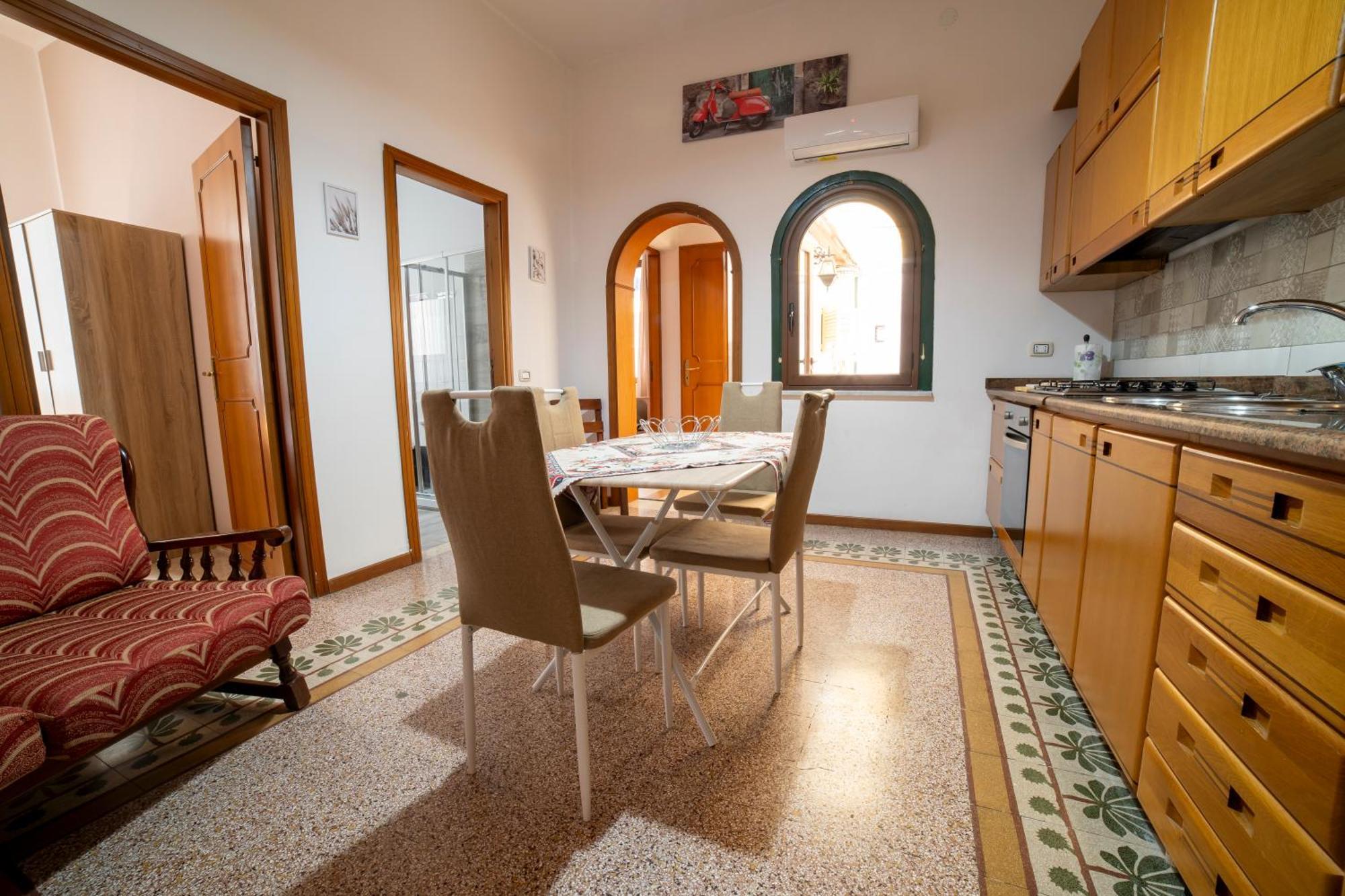 Centro Stazione Aeroporto Wi-Fi&Self Check-In Apartment Palermo Luaran gambar
